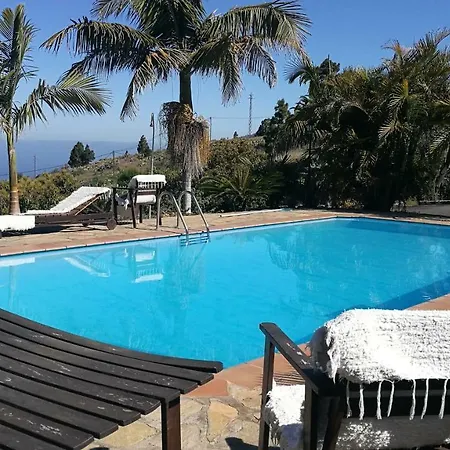Casa Rural Los Geranios 1 *