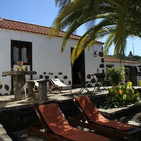Holiday home Casa Rural Los Geranios 1 *
